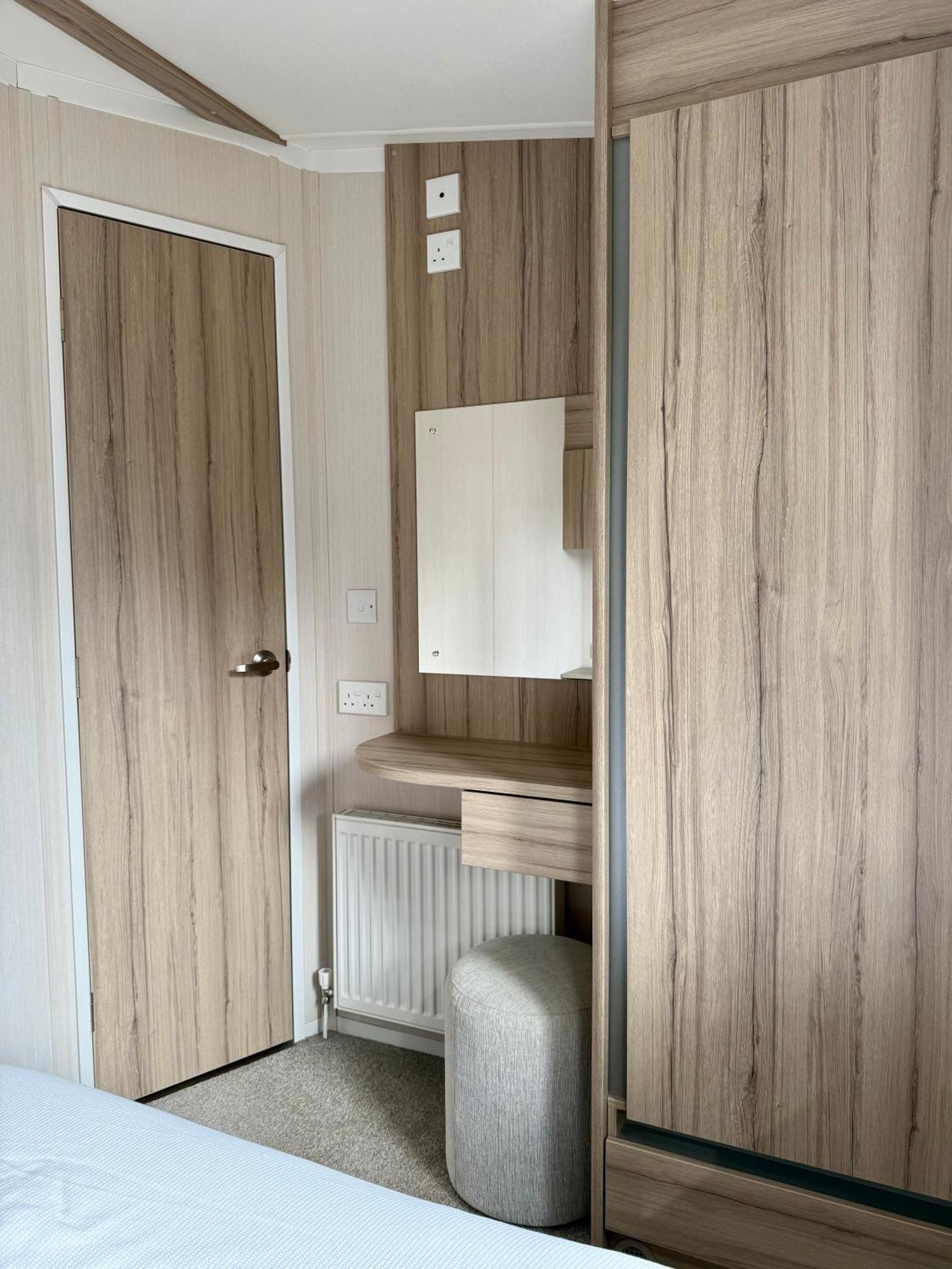 The Salmon Van - Beautiful, Luxury Static Caravan Aberlour Buitenkant foto